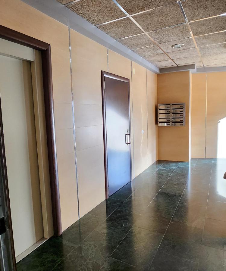 Magnifico Apartamento En Буриана Екстериор снимка